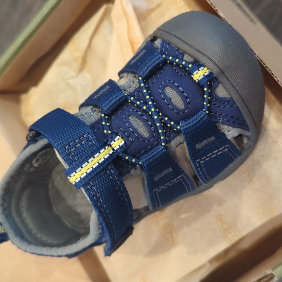 Newport H2 Sandals - Picture 2 of 3